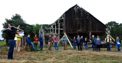 Workshop participants at the Knotts-Owens barn. Photo credit Drew Nasto